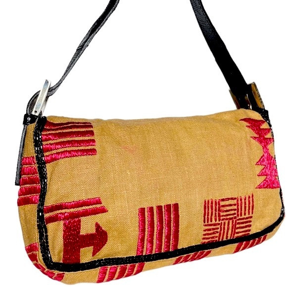 Fendi baguette Glitter embellishment Beaded Shoulder Beige python leather bag - Picture 2 of 4